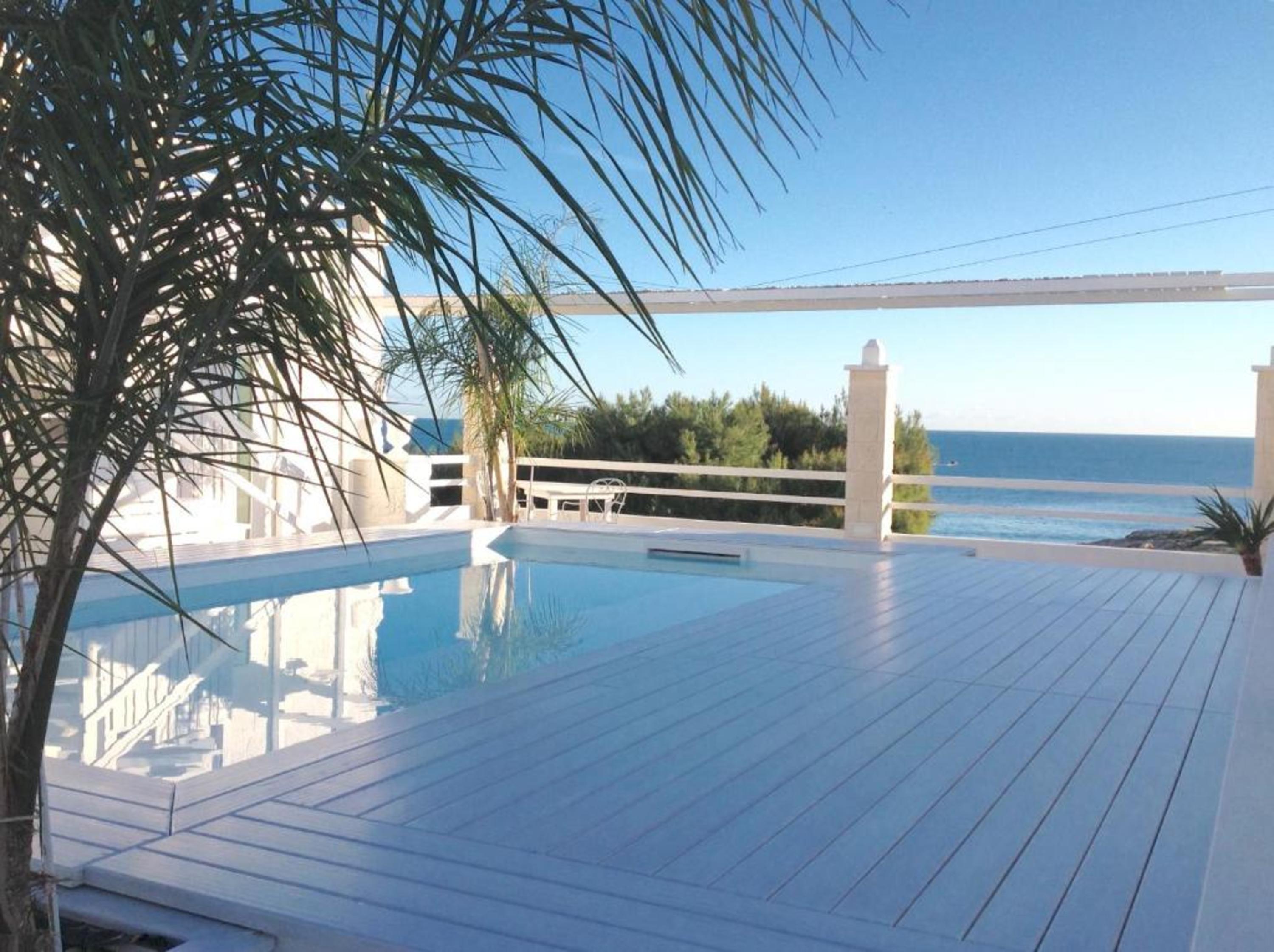 Playa Del Mar - Adults Only Bed & Breakfast Monopoli Bagian luar foto