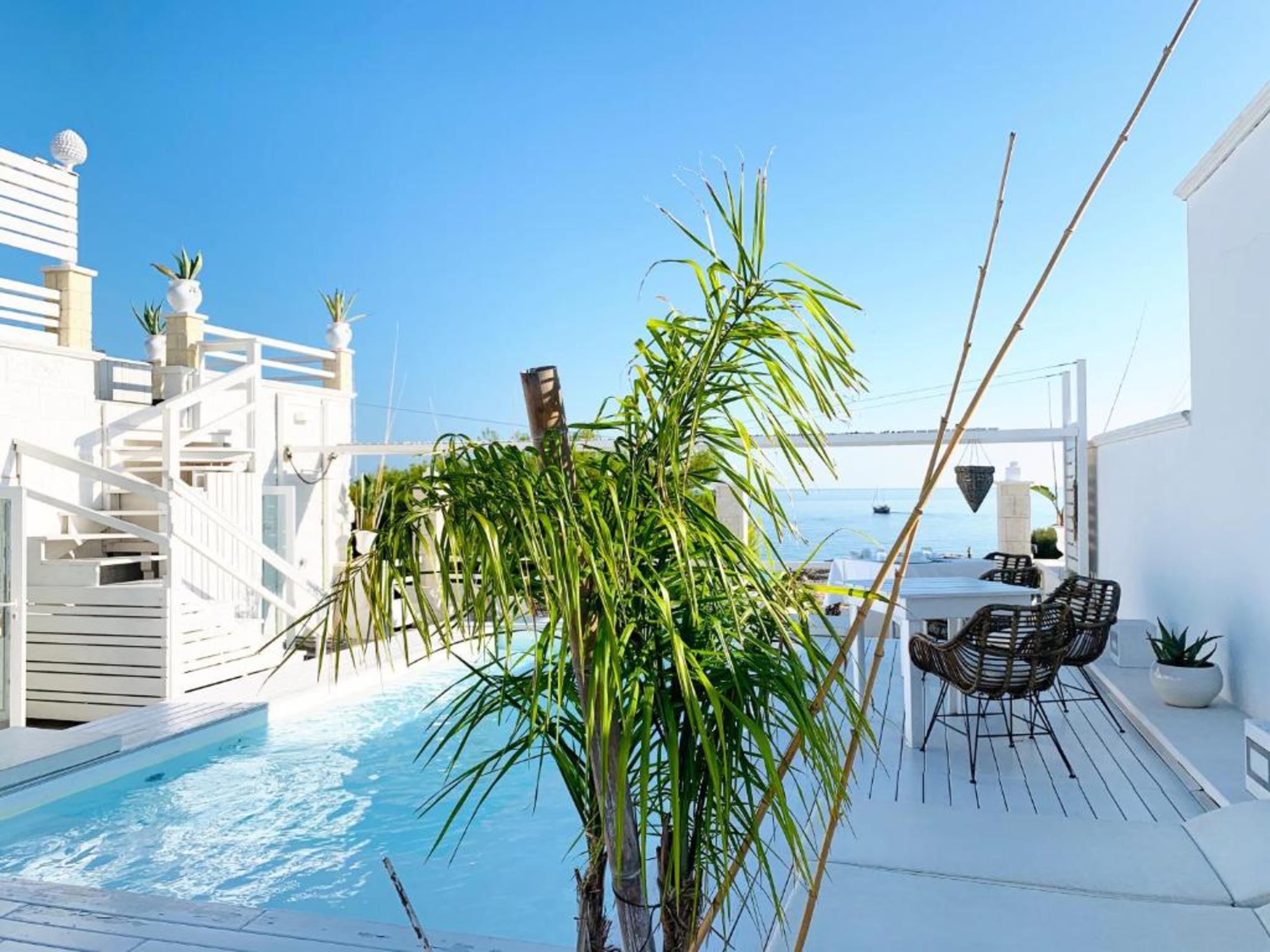 Playa Del Mar - Adults Only Bed & Breakfast Monopoli Bagian luar foto