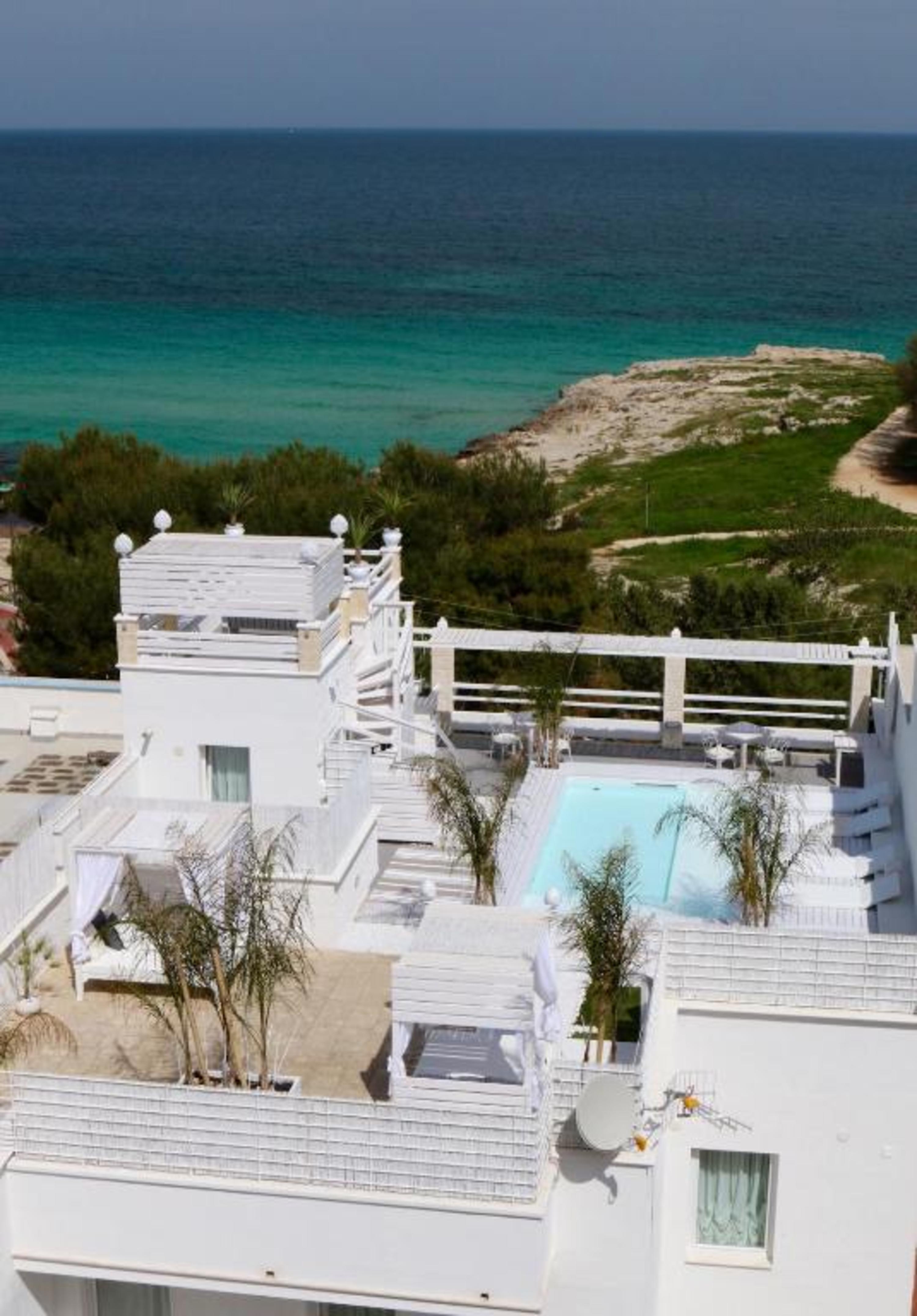 Playa Del Mar - Adults Only Bed & Breakfast Monopoli Bagian luar foto